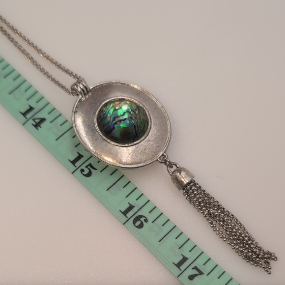 Lucky Brand Isla's Iridescent Abalone Lucky Brand Reversible Pendant Necklace - Picture 5 of 5